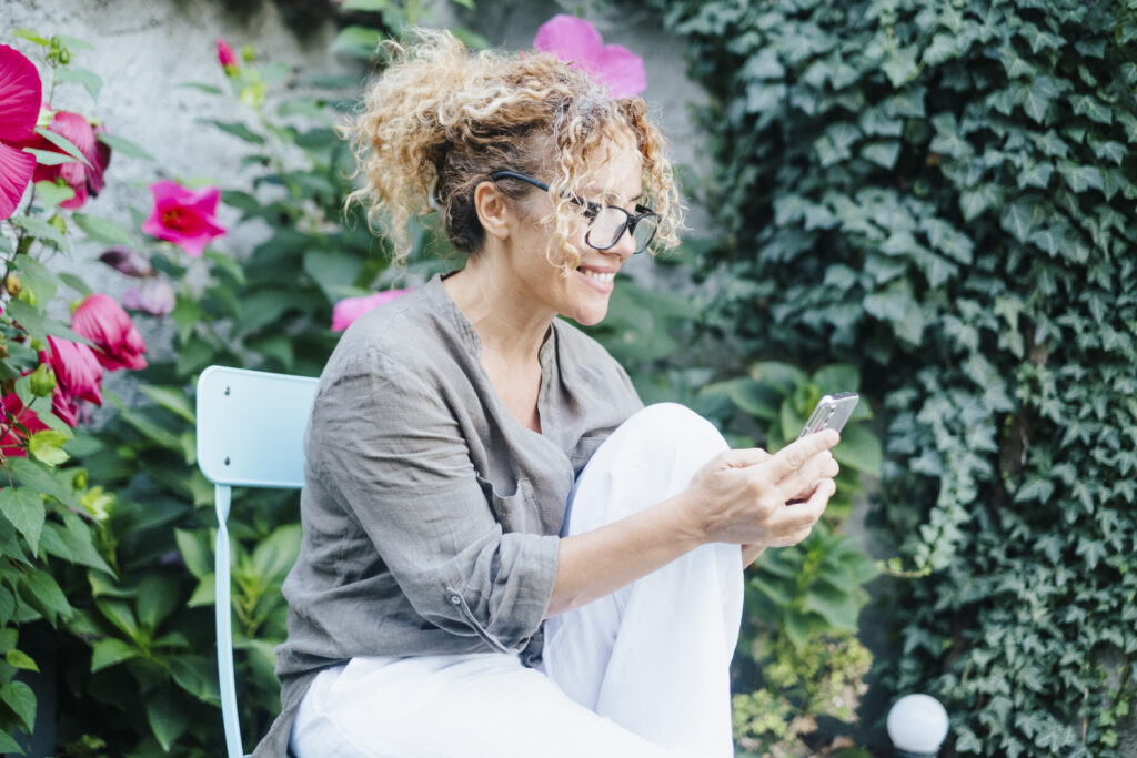 Perimenopausal woman wants answers to health questions about losing weight and hormone balance